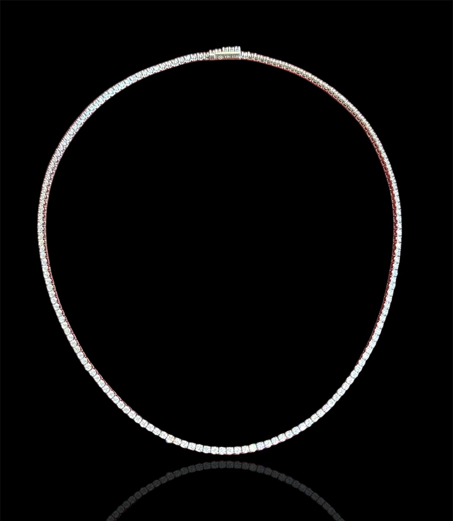 Contemporary rivière necklace in 18k white gold,