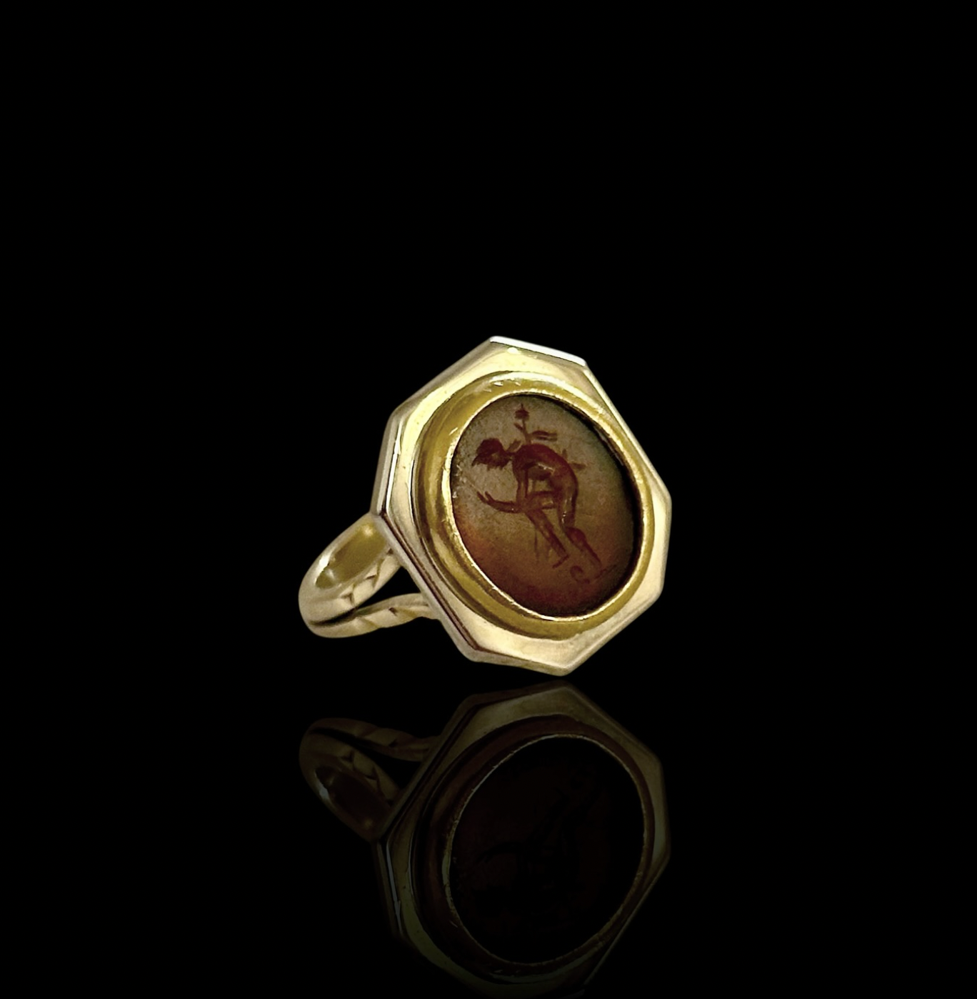 ‘Hero in Motion’ Ring Set with an Ancient Roman Intaglio